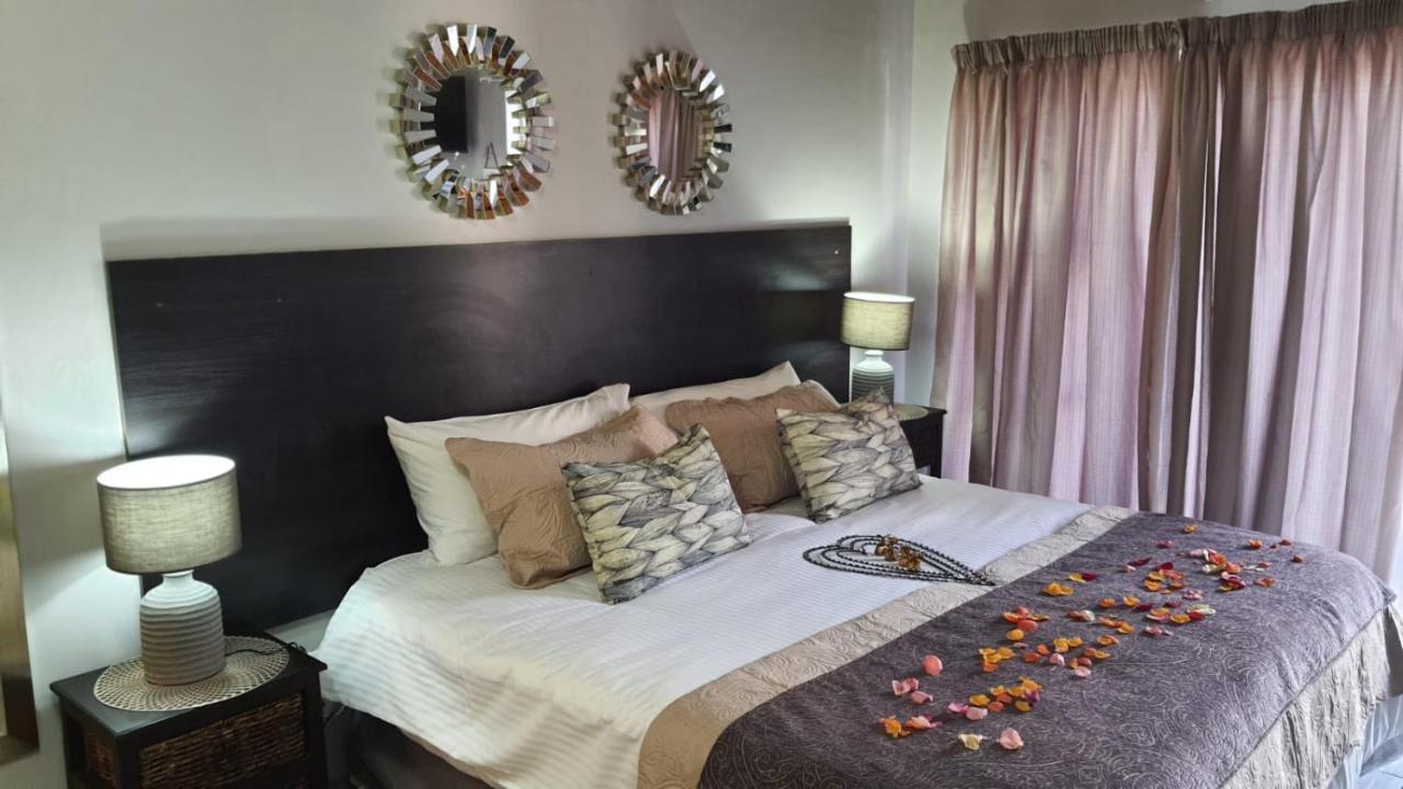 Gemstone Guest House Klerksdorp Exteriér fotografie