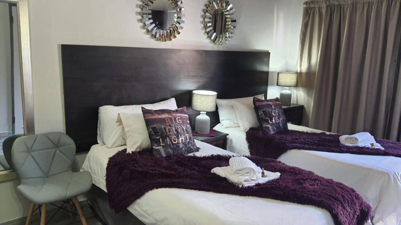 Gemstone Guest House Klerksdorp Exteriér fotografie